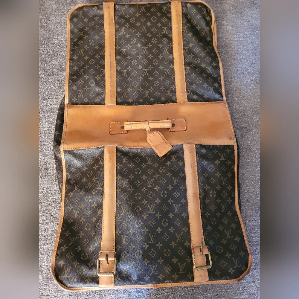 Louis VuittonVintage Luxury Brown and Tan Monogram Logo Large Travel Bag